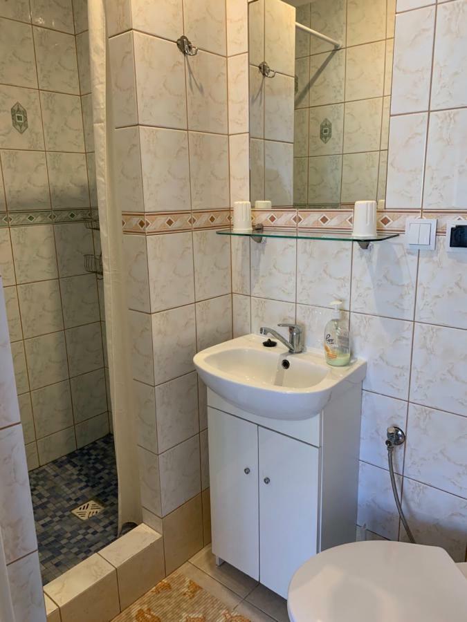 Pokoje Goscinne Matros Ustronie Morskie Esterno foto